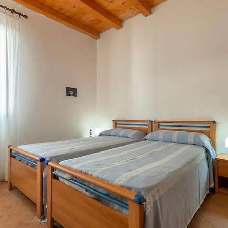 Del Porto Semesterbostad Isola Rossa (Sassari)