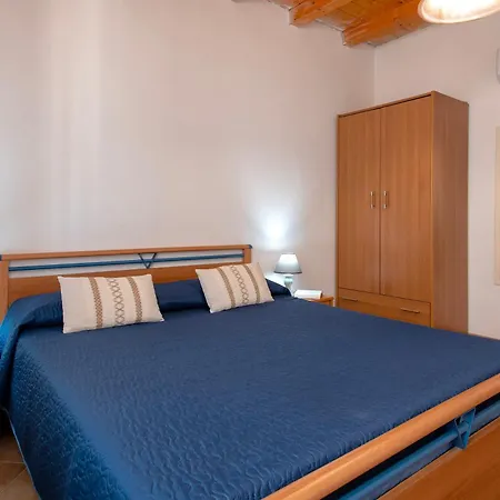 Del Porto Semesterbostad Isola Rossa (Sassari)